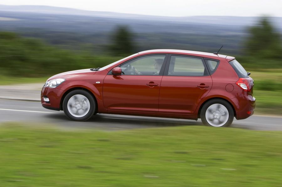  Kia cee&rsquo;d 2009 года  (фото 69 из 98)